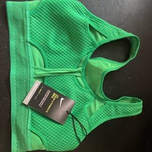 Nike Swoosh Ultrabreath Sportd Bra. Size small.